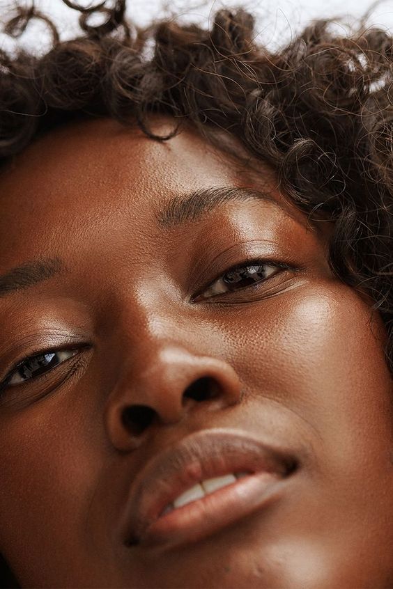 The Difference Between PHYSICAL AND CHEMICAL EXFOLIATORS